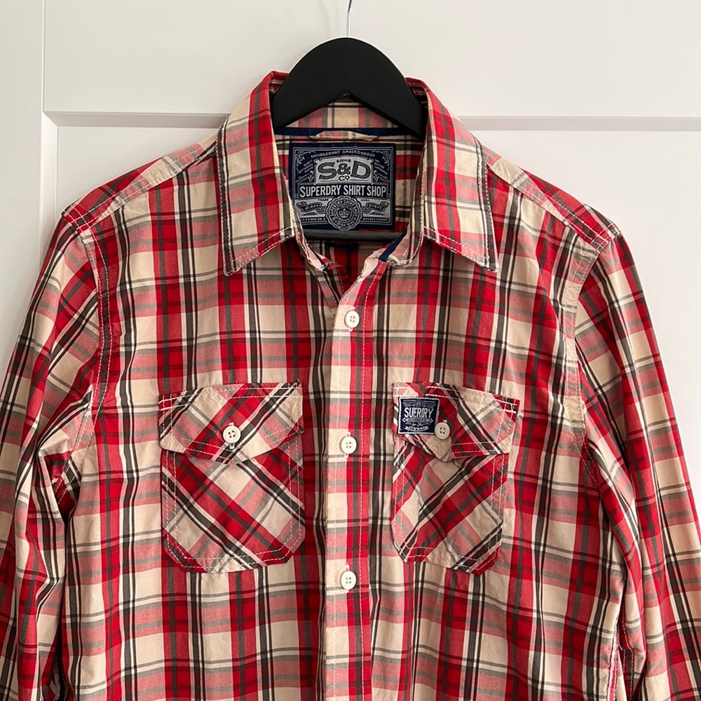 Super dry great shirt for the season! Large men’s, great condition